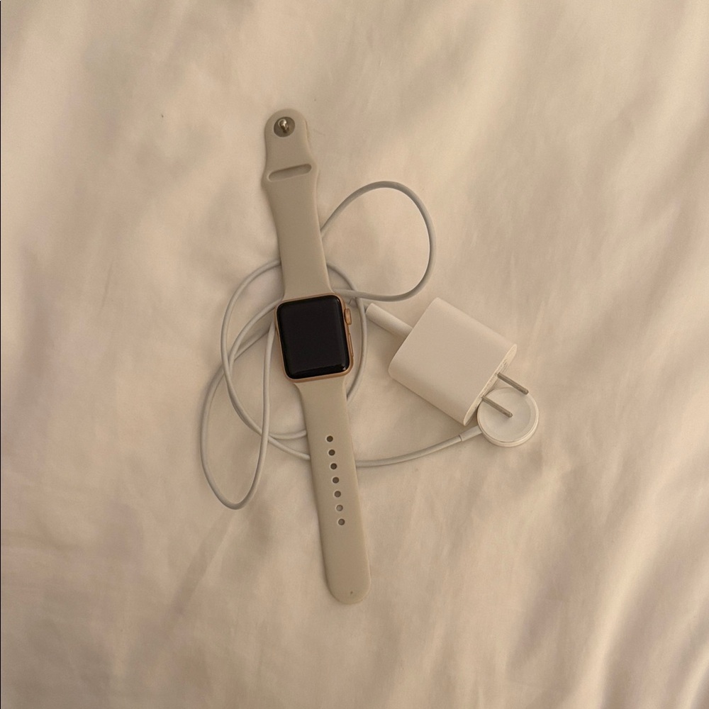 Apple Watch rose gold series 3